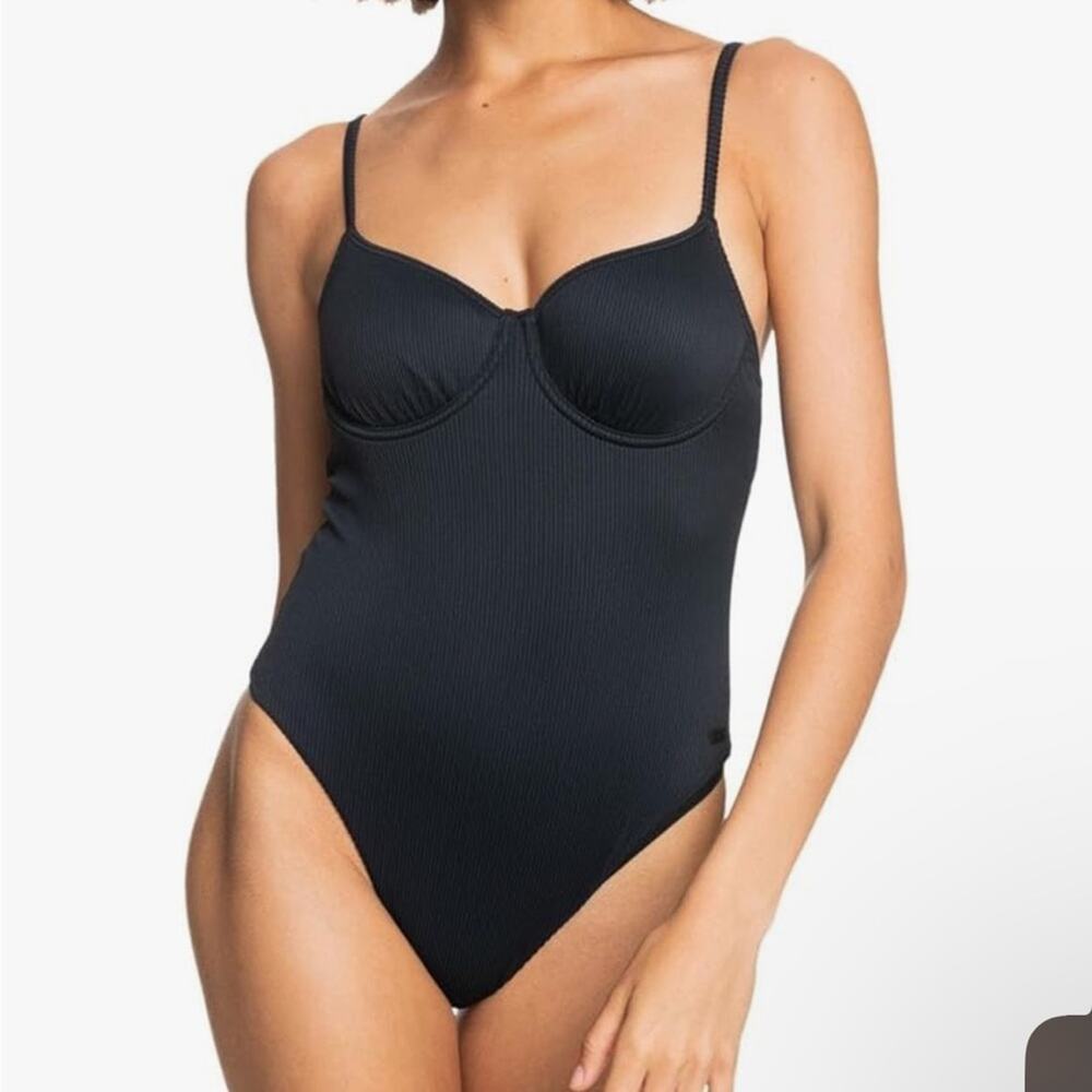 NWT Roxy Ribbed black swim one piece women’s size Large